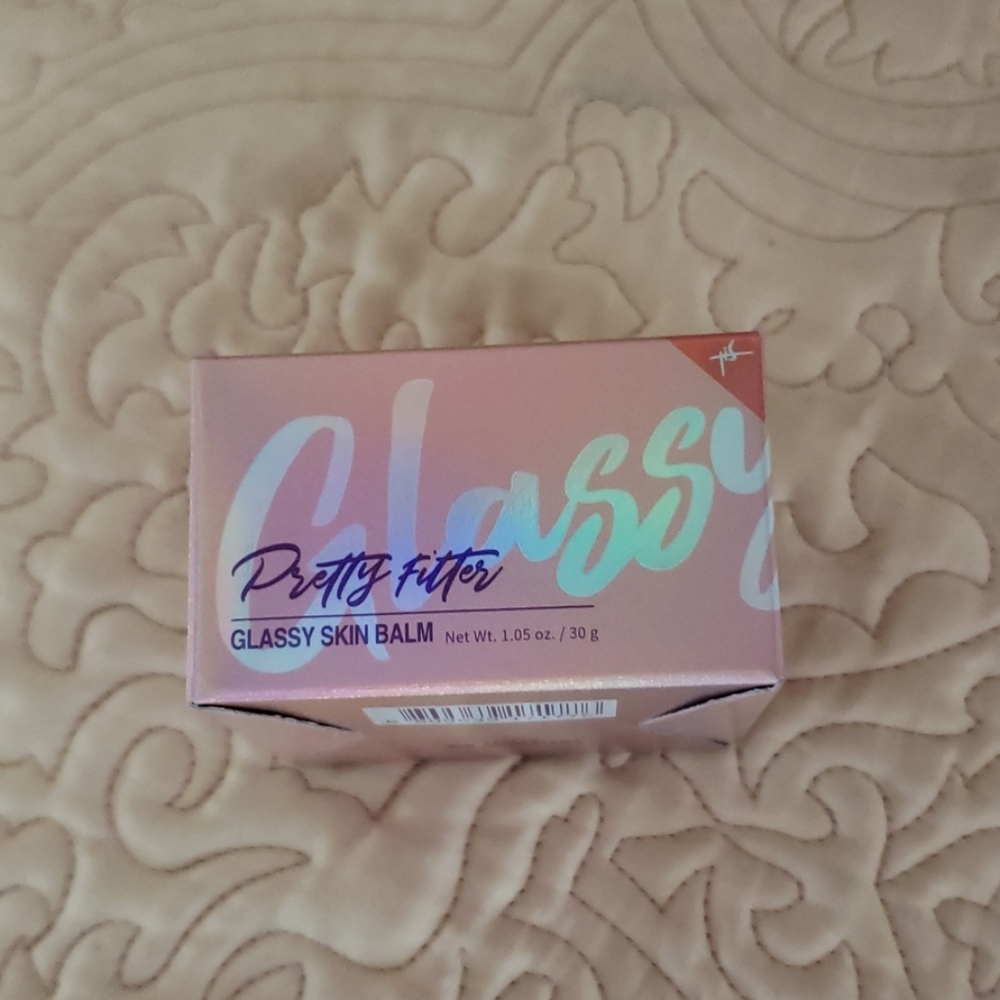Touch in SOL Pretty Filter Glassy Skin Balm